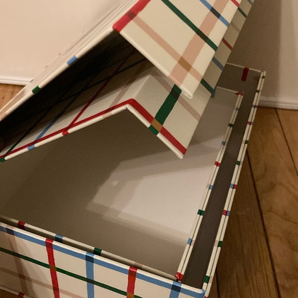 Kate Spade M/L Nesting Storage Boxes (set of 2) - Picture 6 of 10